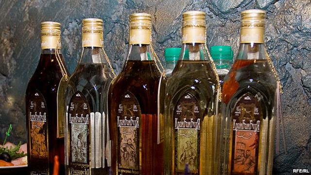 напиток, ликер и настойка крамбамбуля
